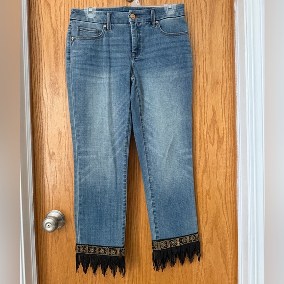 Chico's Denim - Chicos Women's girlfriend slim ankle jeans with Black beaded Fringe Hem - size 0